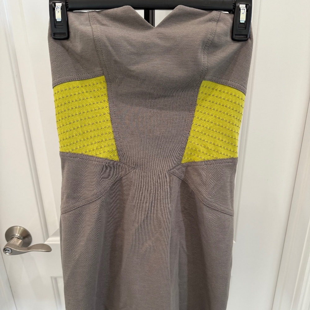 BCBG strapless grey and yellow dress brand new size 4
